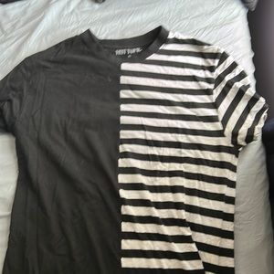 Hot topic tshirt